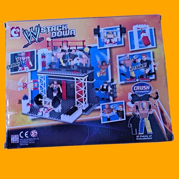 New WWE Stack Down Crush Train Rumble Set 208 Pcs - Picture 2 of 5